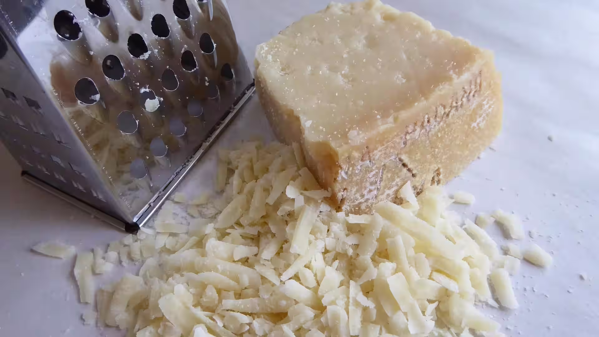 Queso laguna rallado
